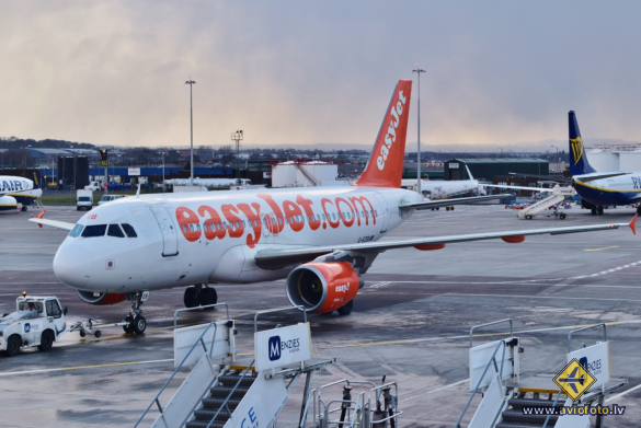 Airbus A319-111